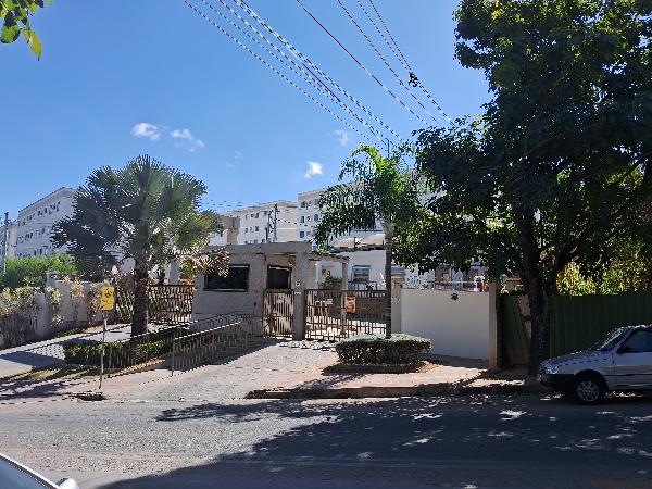 Apartamento de 42m² em Contagem