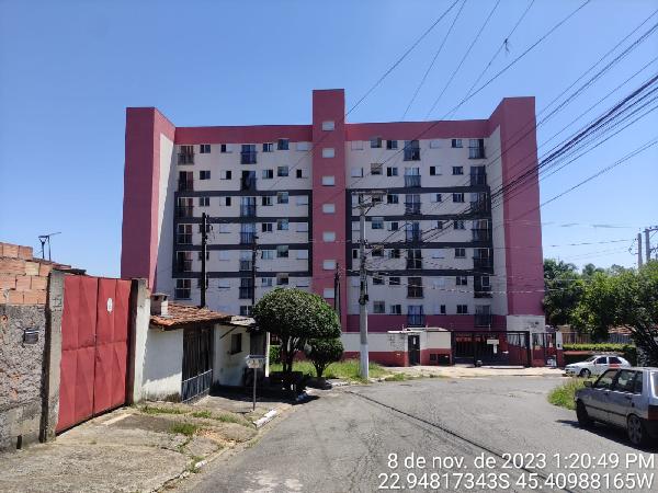 Apartamento de 48m² em Pindamonhangaba