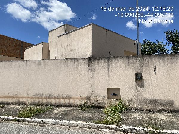 Casa de 56m² em Nova Serrana