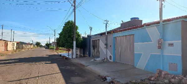 Casa de 59m² em Senador Canedo