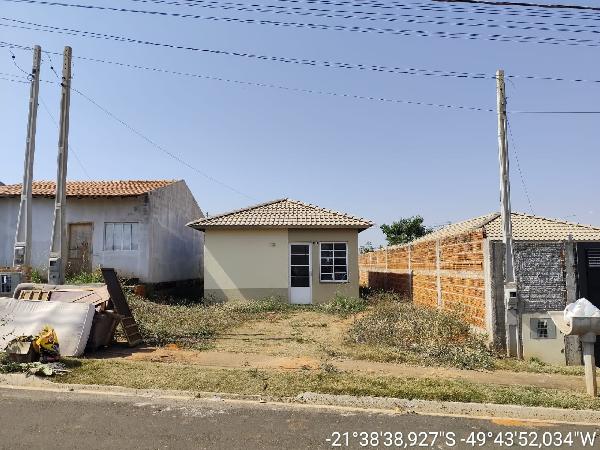 Casa de 45m² em Lins