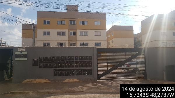 Apartamento de 52m² em Águas Lindas de Goiás