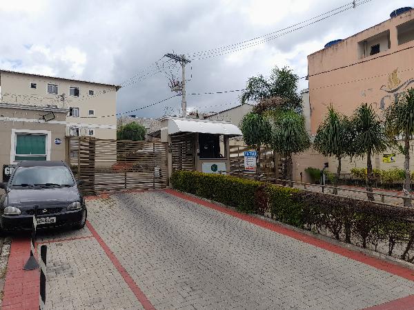 Apartamento de 44m² em Betim