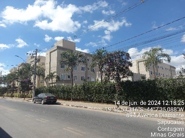 Apartamento de 42m² em Contagem