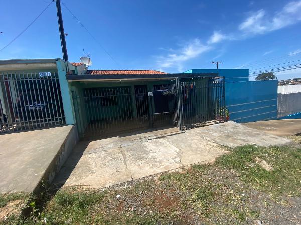 Casa de 45m² em Ponta Grossa