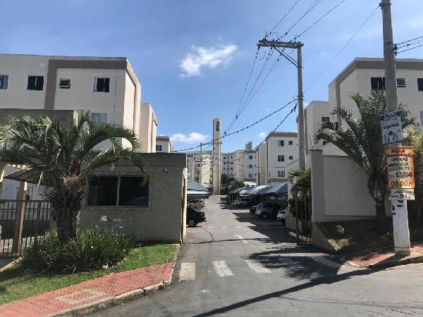 Apartamento de 42m² em Contagem