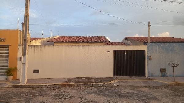 Casa de 73m² em Extremoz