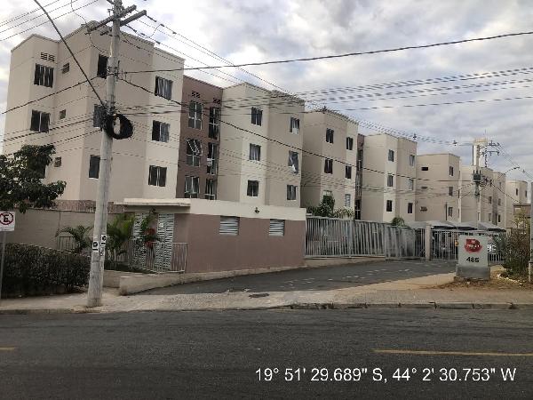 Apartamento de 44m² em Contagem