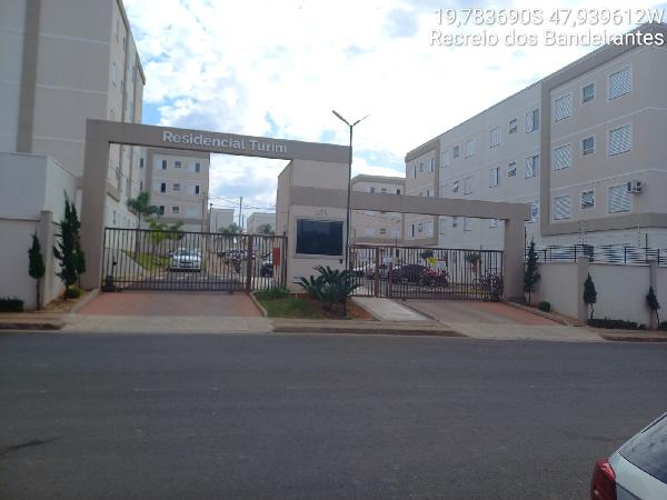 Apartamento de 43m² em Uberaba