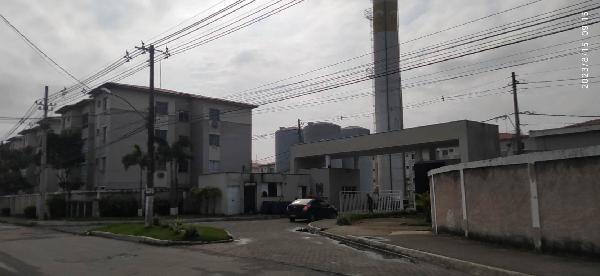 Apartamento de 47m² em Itaguaí