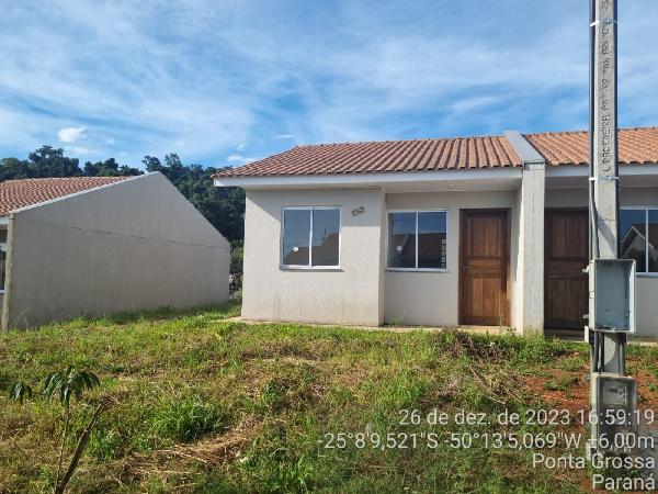 Casa de 45m² em Ponta Grossa