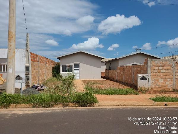 Casa de 48m² em Uberlândia