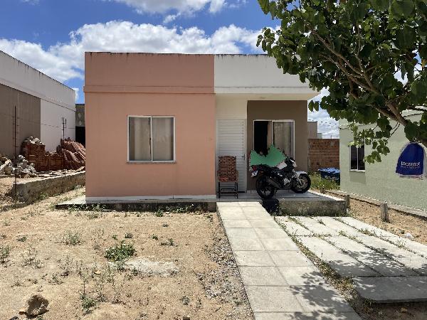 Casa de 44m² em Caruaru