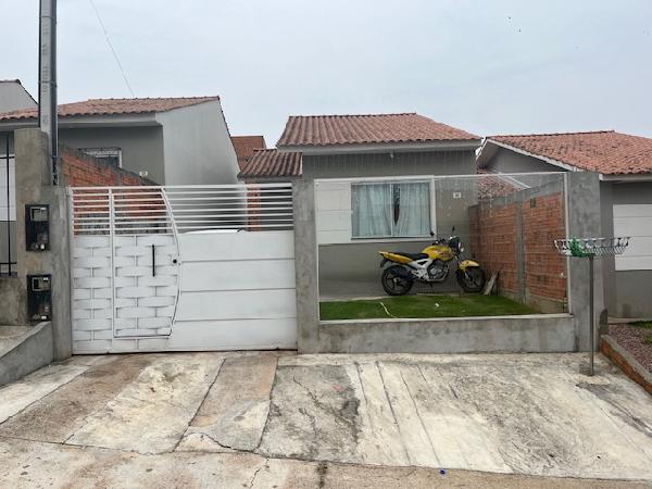 Casa de 53m² em Ponta Grossa