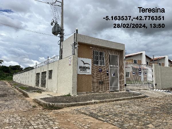 Casa de 61m² em Teresina