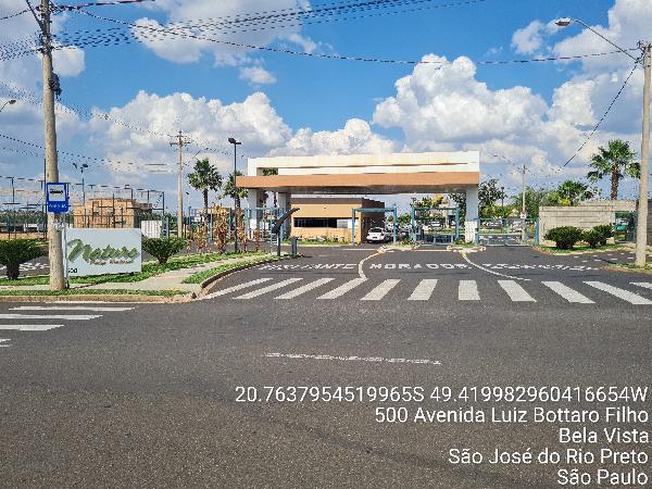 Casa de 45m² em São José do Rio Preto