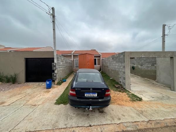 Casa de 45m² em Ponta Grossa