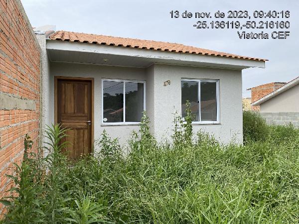 Casa de 40m² em Ponta Grossa