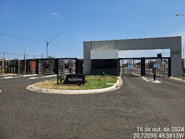 Casa de 48m² em São José do Rio Preto