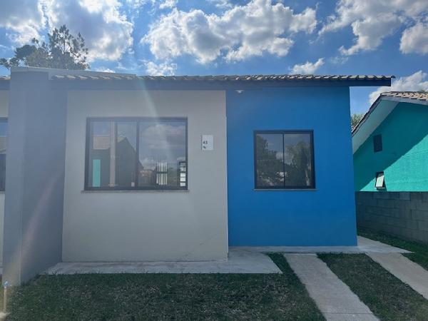 Casa de 44m² em Ponta Grossa