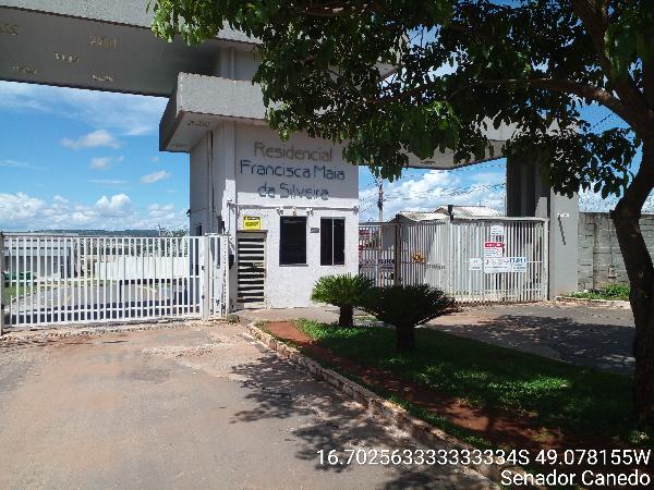 Casa de 45m² em Senador Canedo