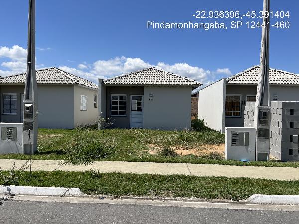 Casa de 44m² em Pindamonhangaba