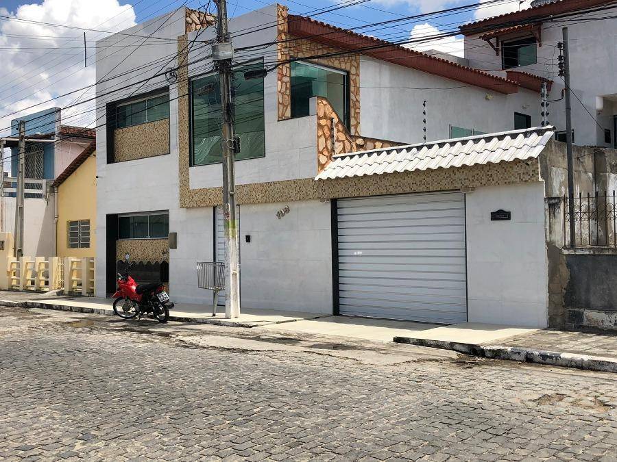 Casa de 280m² em Bezerros (Pernambuco)