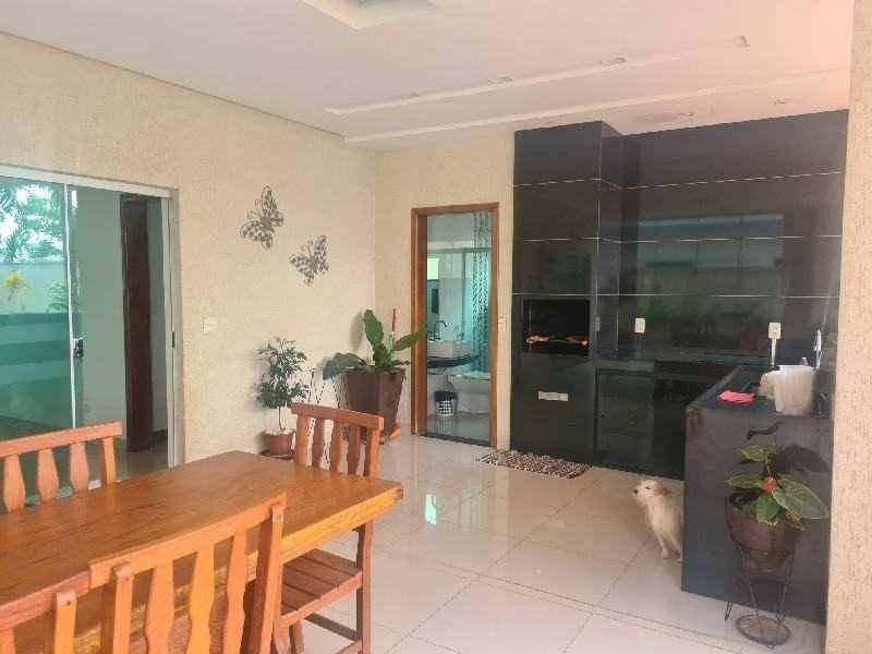 Casa de 457m² em Goiânia (Goiás)