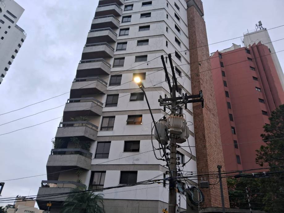 Apartamento de 387m² em São Paulo (São Paulo)