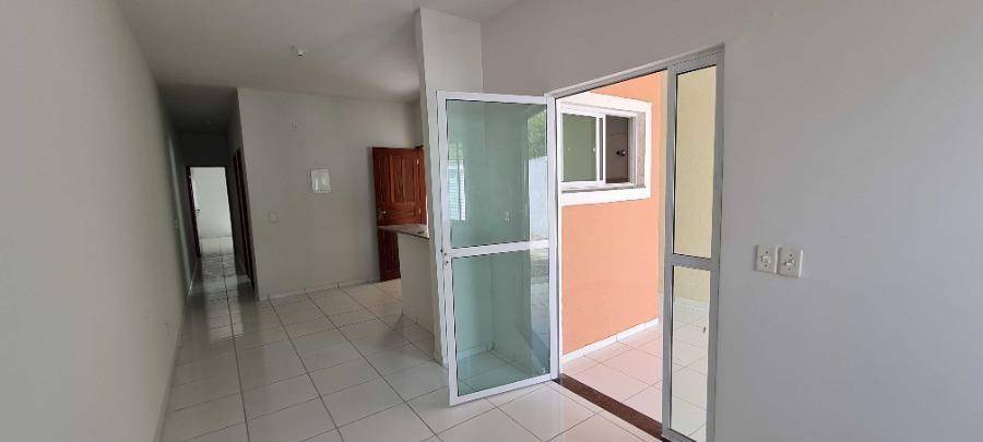 Casa de 75m² em Maracanaú (Ceará)