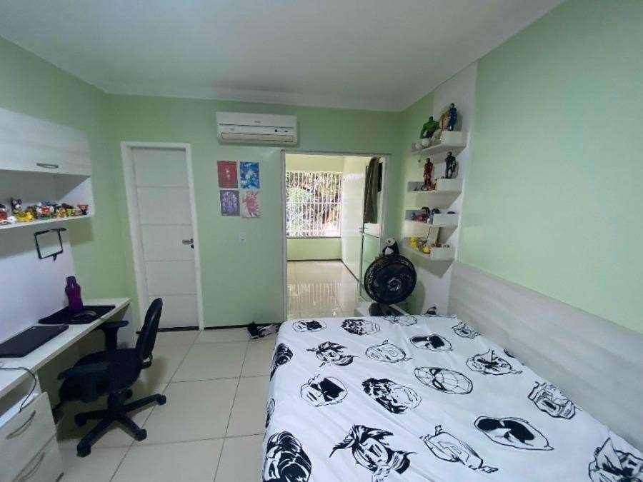 Casa de 227m² em Fortaleza (Ceará)